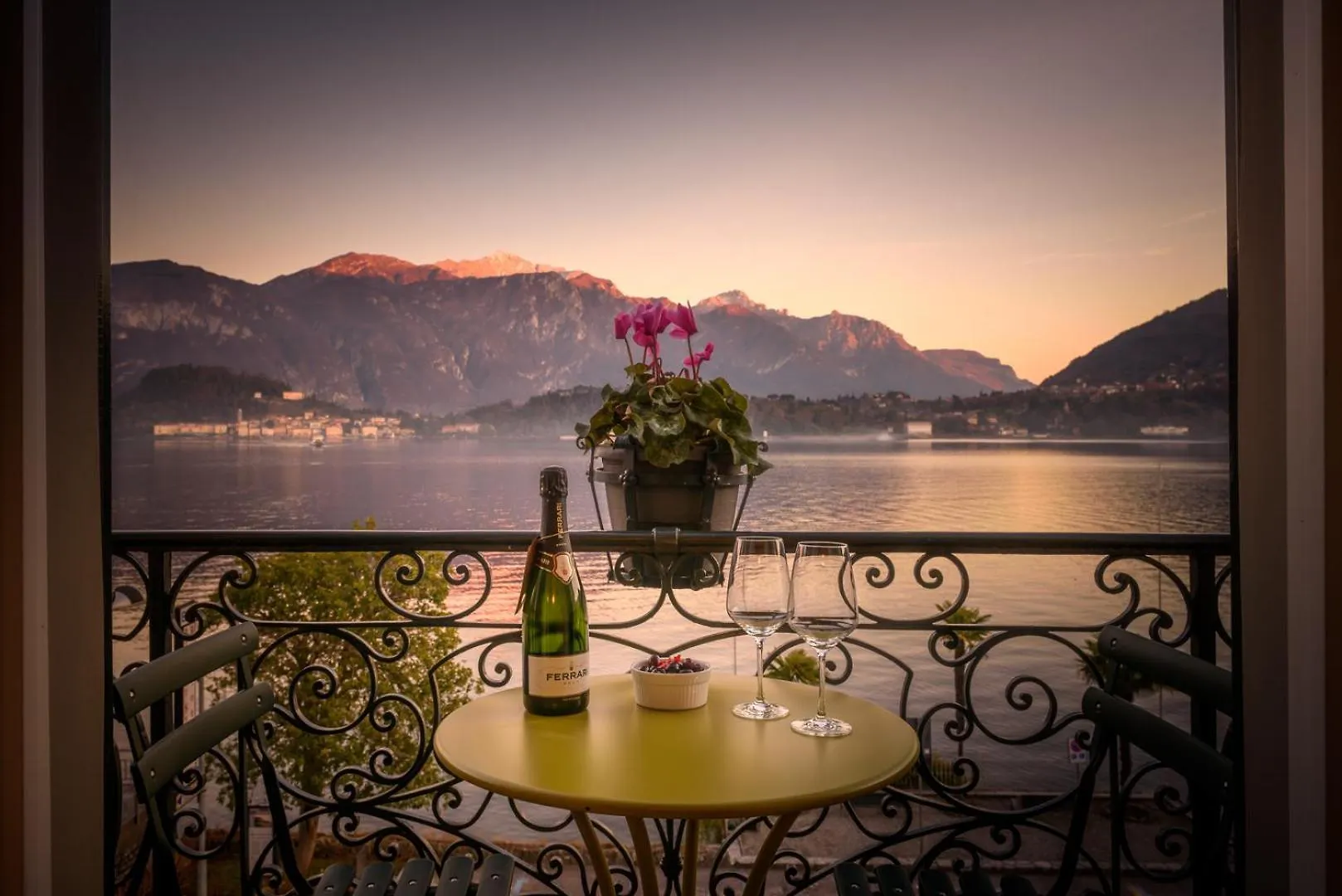 Cadenabbia Nell'A Como
